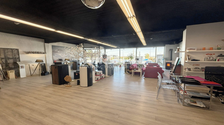 Ma-Cabane - Location Local commercial Pierrelaye, 270 m²