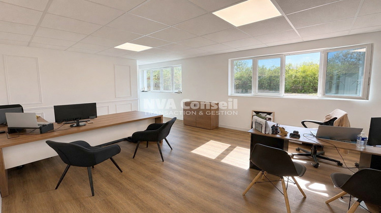 Ma-Cabane - Location Local commercial Pierrelaye, 787 m²
