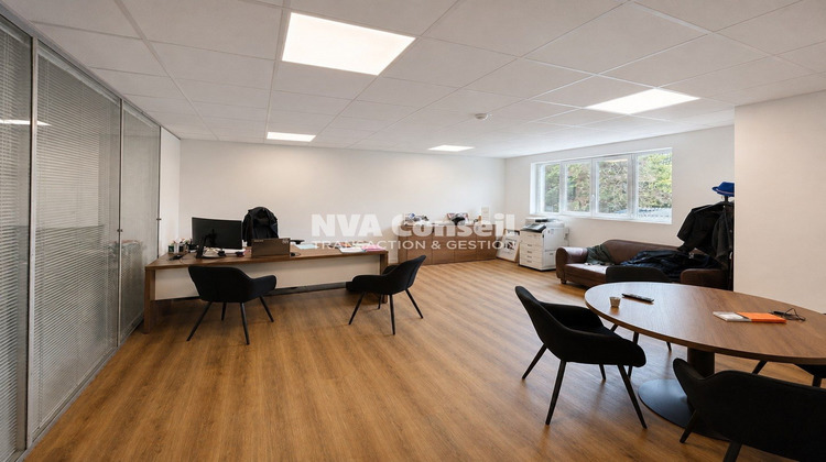 Ma-Cabane - Location Local commercial Pierrelaye, 787 m²