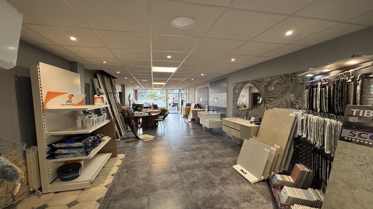 Ma-Cabane - Location Local commercial Pierrelaye, 938 m²