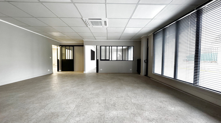 Ma-Cabane - Location Local commercial Plailly, 71 m²