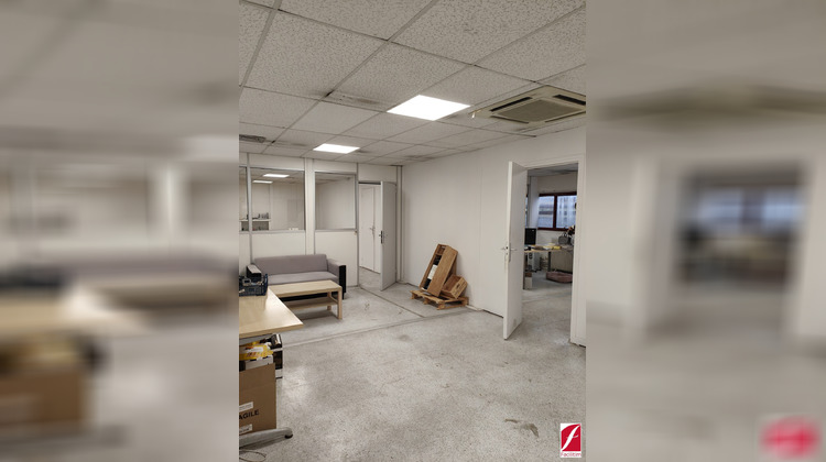Ma-Cabane - Location Local commercial Plaisir, 401 m²