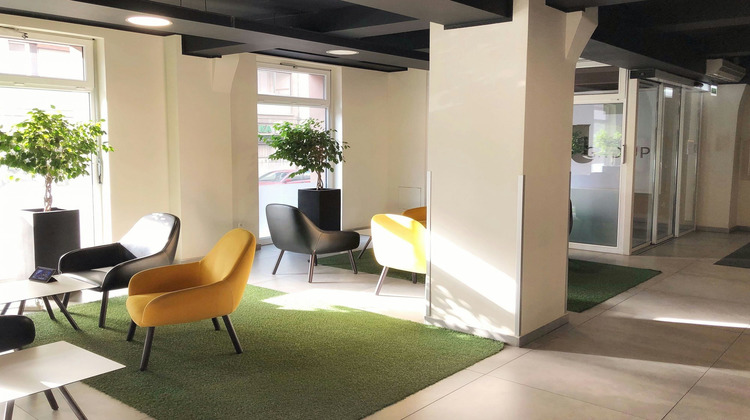 Ma-Cabane - Location Local commercial Plescop, 182 m²