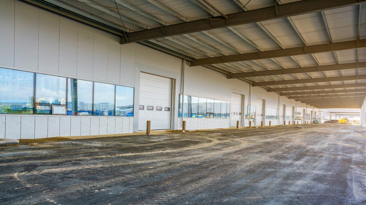 Ma-Cabane - Location Local commercial Plescop, 1800 m²