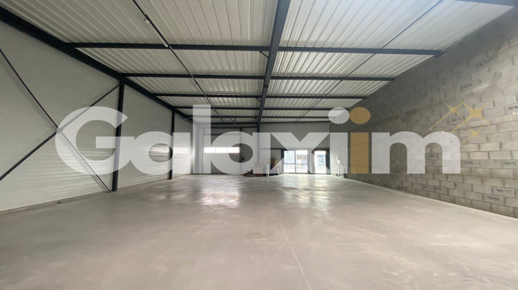 Ma-Cabane - Location Local commercial Pleumeleuc, 200 m²