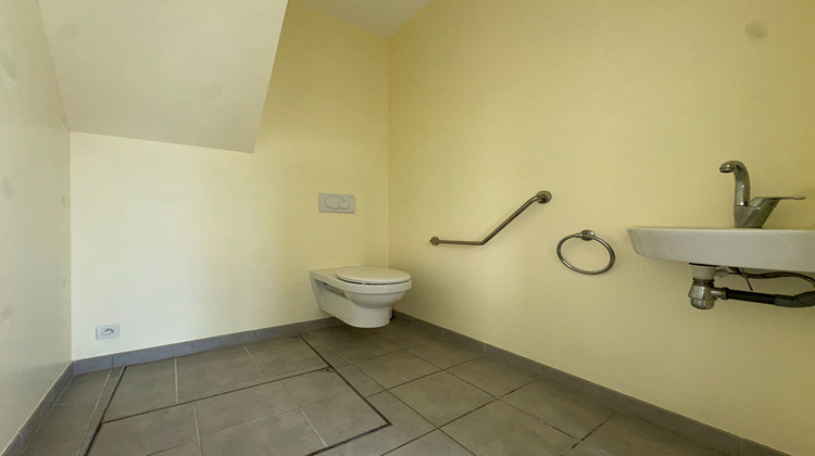 Ma-Cabane - Location Local commercial PLEYBEN, 24 m²