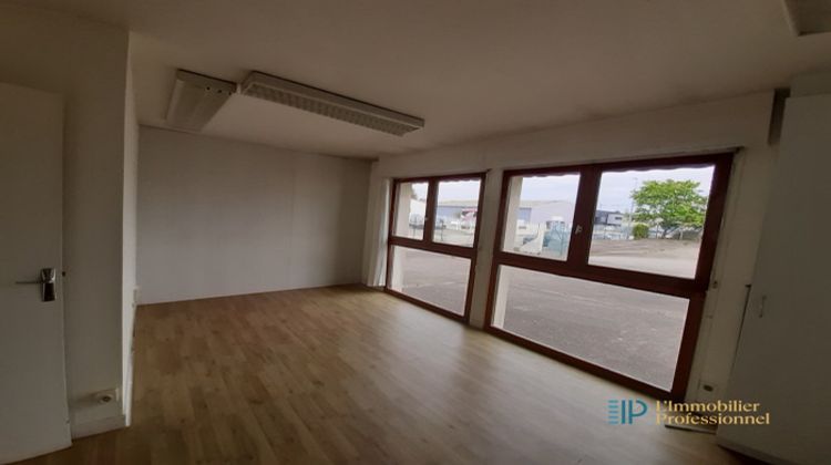 Ma-Cabane - Location Local commercial Ploemeur, 384 m²