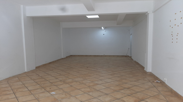 Ma-Cabane - Location Local commercial Pointe-à-Pitre, 73 m²