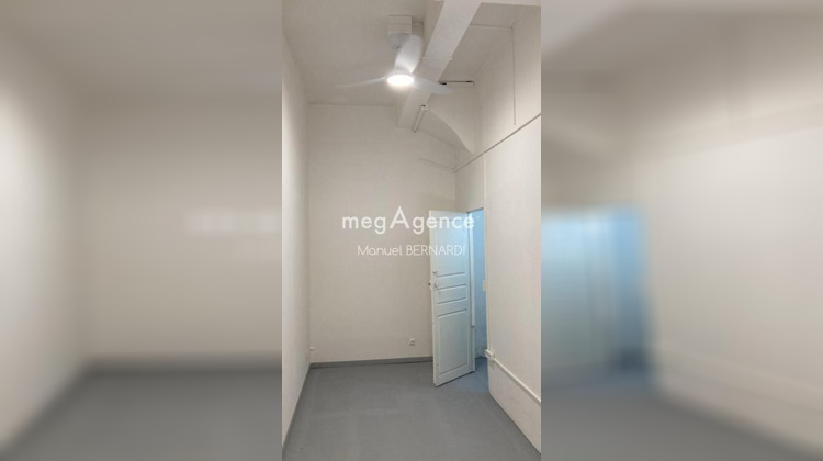 Ma-Cabane - Location Local commercial POINTE A PITRE, 15 m²