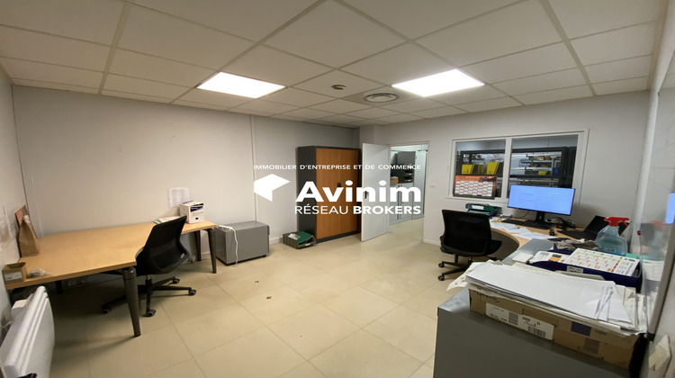 Ma-Cabane - Location Local commercial Poisat, 240 m²