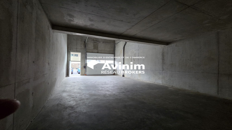 Ma-Cabane - Location Local commercial Poisy, 99 m²