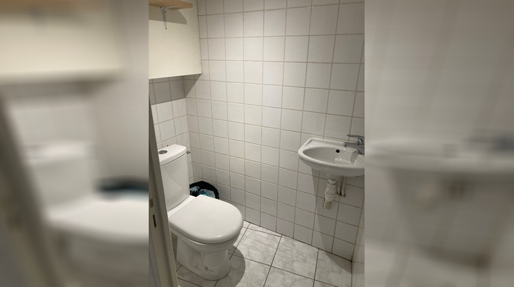 Ma-Cabane - Location Local commercial POITIERS, 46 m²