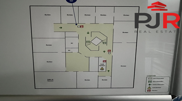 Ma-Cabane - Location Local commercial POMPEY, 944 m²