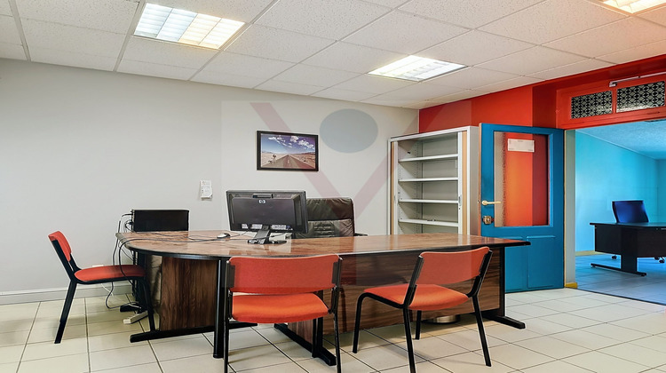 Ma-Cabane - Location Local commercial Pont-d'Ain, 114 m²