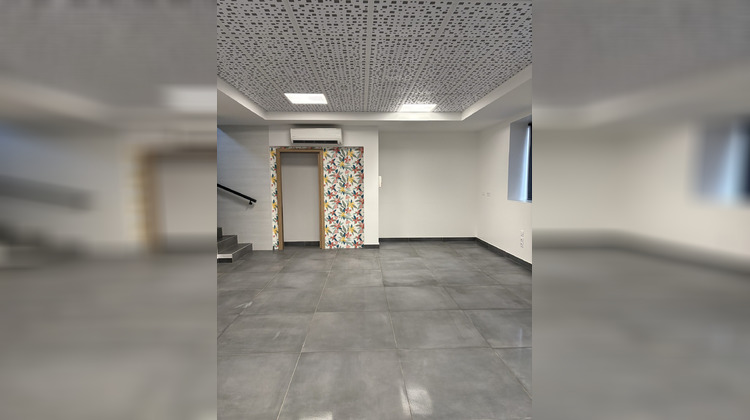 Ma-Cabane - Location Local commercial Pont-d'Ain, 140 m²