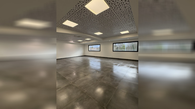 Ma-Cabane - Location Local commercial Pont-d'Ain, 140 m²