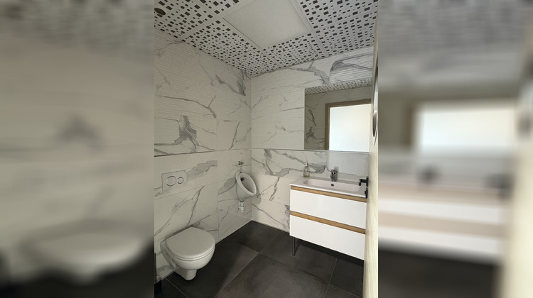 Ma-Cabane - Location Local commercial Pont-d'Ain, 140 m²