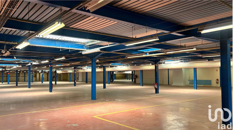 Ma-Cabane - Location Local commercial Pont-Sainte-Marie, 8434 m²