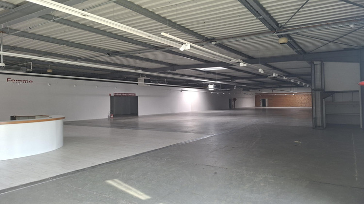 Ma-Cabane - Location Local commercial Pont-Sainte-Marie, 1240 m²
