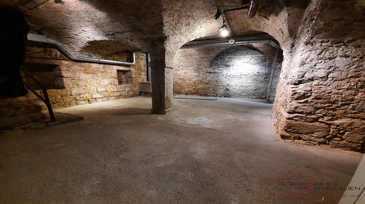 Ma-Cabane - Location Local commercial Pontarlier, 70 m²