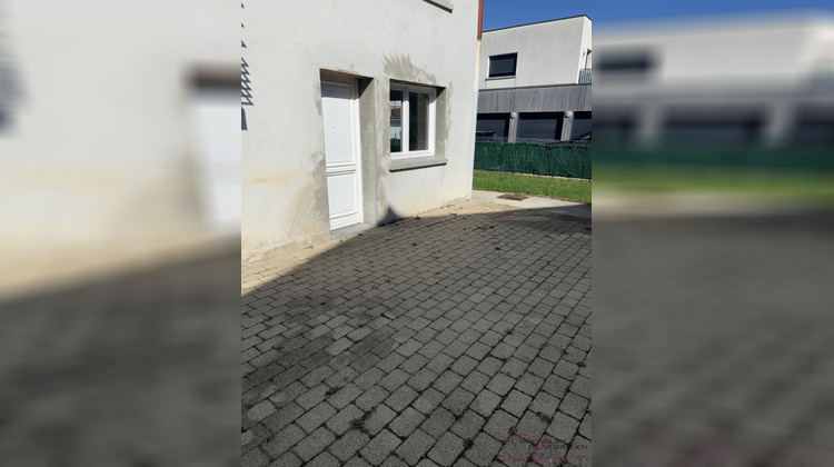 Ma-Cabane - Location Local commercial Pontarlier, 130 m²