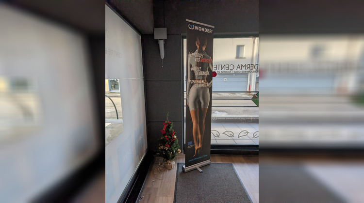 Ma-Cabane - Location Local commercial PONTARLIER, 48 m²