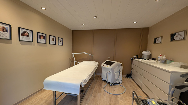 Ma-Cabane - Location Local commercial PONTARLIER, 48 m²