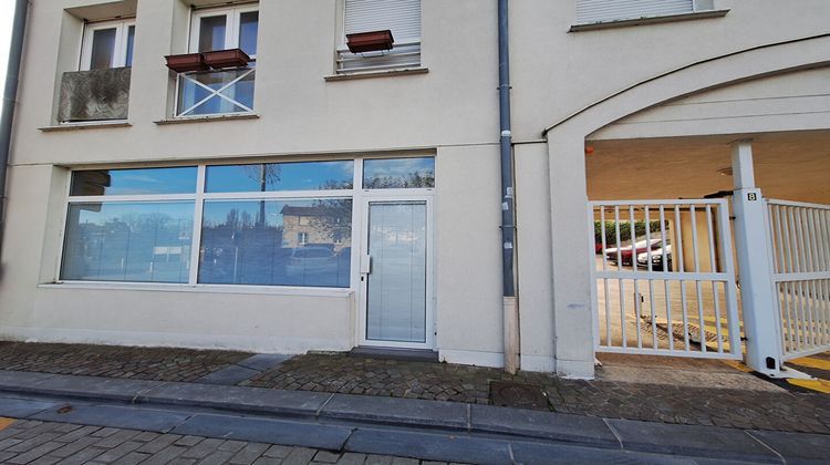 Ma-Cabane - Location Local commercial PONTAULT-COMBAULT, 49 m²