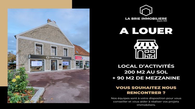 Ma-Cabane - Location Local commercial PONTAULT-COMBAULT, 290 m²