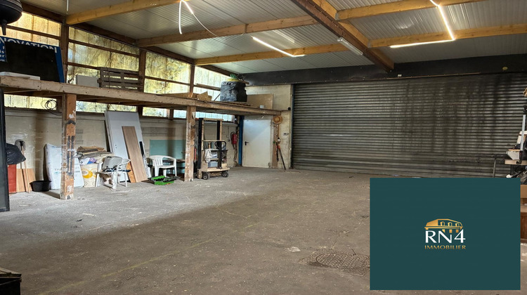 Ma-Cabane - Location Local commercial Pontault-Combault, 200 m²