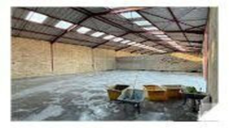 Ma-Cabane - Location Local commercial Pontpoint, 750 m²