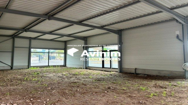 Ma-Cabane - Location Local commercial Pouxeux, 292 m²
