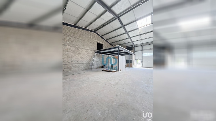 Ma-Cabane - Location Local commercial Pringy, 300 m²