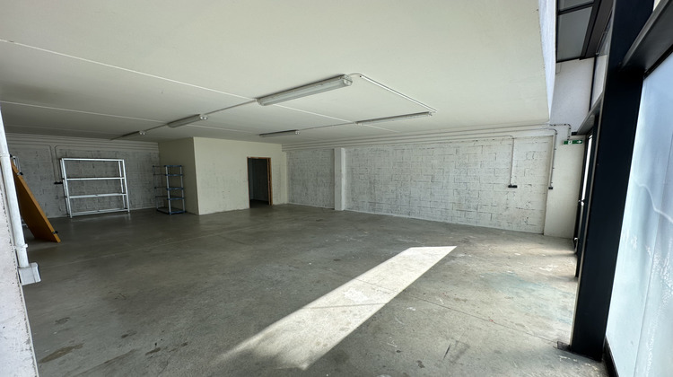 Ma-Cabane - Location Local commercial Puget-sur-Argens, 150 m²