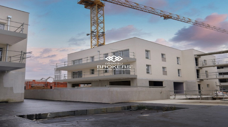 Ma-Cabane - Location Local commercial Pusignan, 150 m²