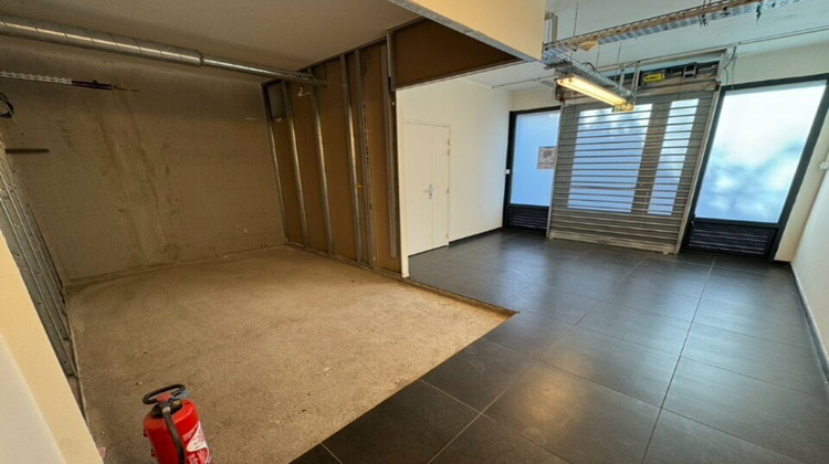 Ma-Cabane - Location Local commercial Puteaux, 146 m²