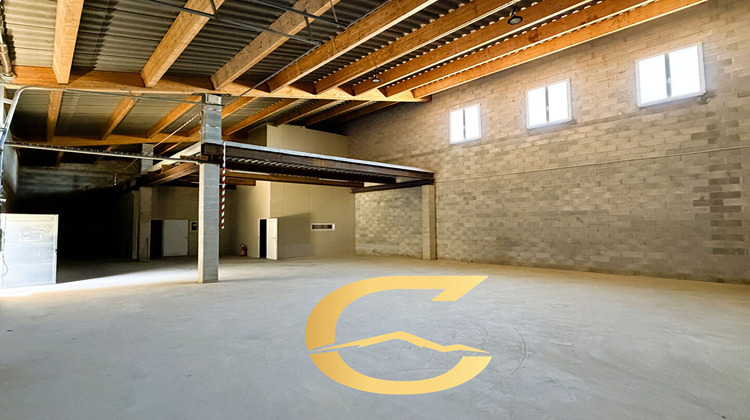 Ma-Cabane - Location Local commercial PUYVERT, 380 m²