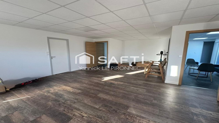 Ma-Cabane - Location Local commercial Questembert, 318 m²