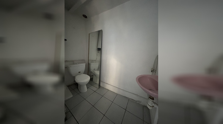 Ma-Cabane - Location Local commercial Quillan, 22 m²