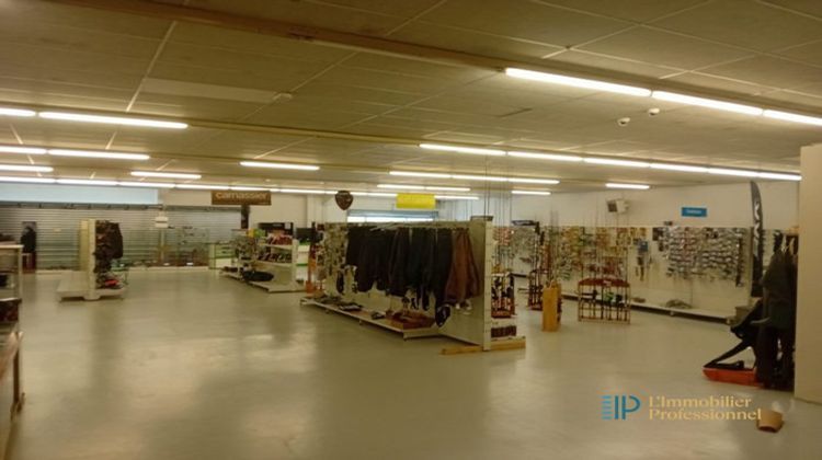 Ma-Cabane - Location Local commercial Quimper, 585 m²