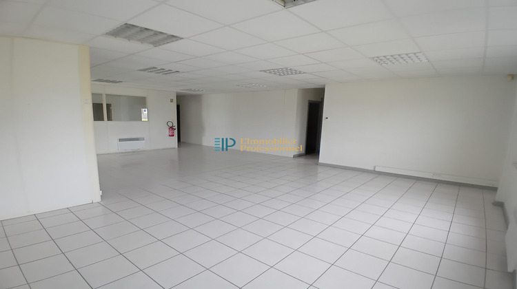 Ma-Cabane - Location Local commercial Quimper, 450 m²