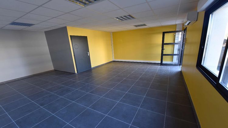 Ma-Cabane - Location Local commercial QUINT-FONSEGRIVES, 80 m²