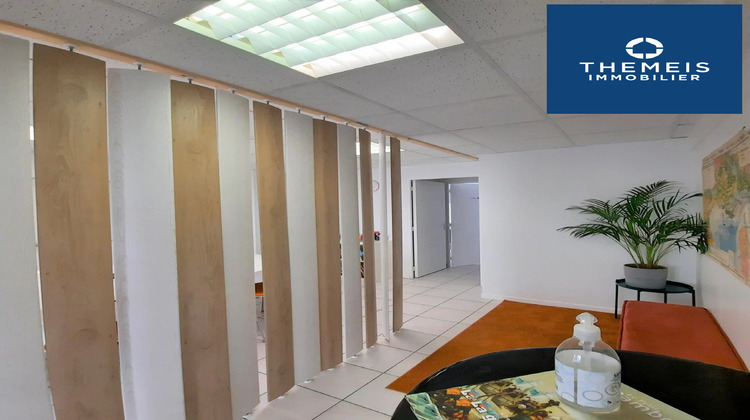 Ma-Cabane - Location Local commercial RAMBOUILLET, 84 m²