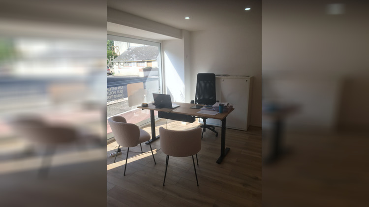 Ma-Cabane - Location Local commercial RAMBOUILLET, 64 m²