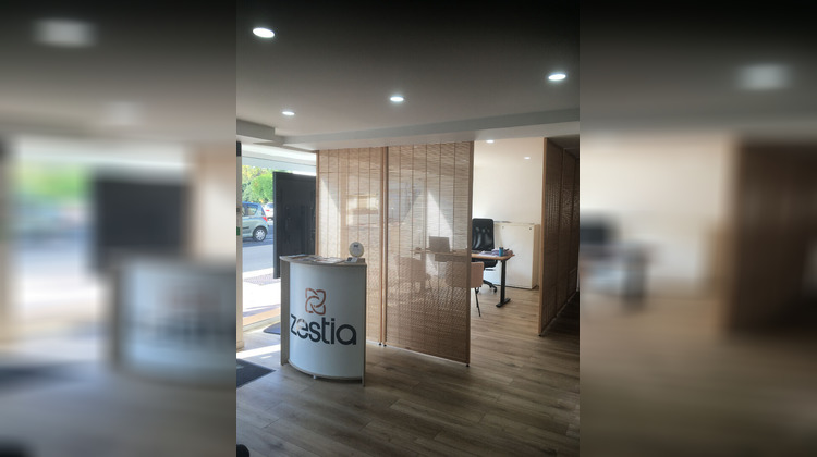 Ma-Cabane - Location Local commercial RAMBOUILLET, 64 m²