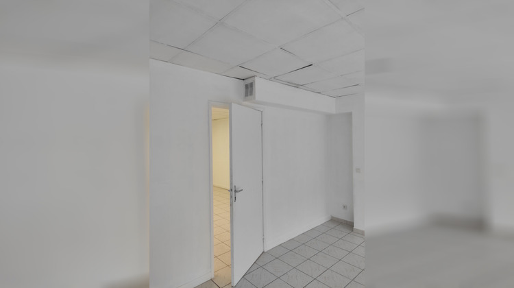 Ma-Cabane - Location Local commercial REIMS, 53 m²