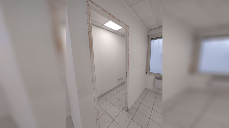 Ma-Cabane - Location Local commercial REIMS, 53 m²