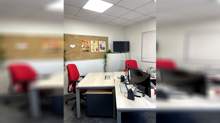 Ma-Cabane - Location Local commercial REIMS, 117 m²