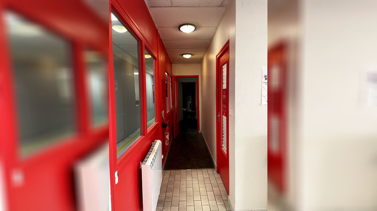 Ma-Cabane - Location Local commercial REIMS, 117 m²