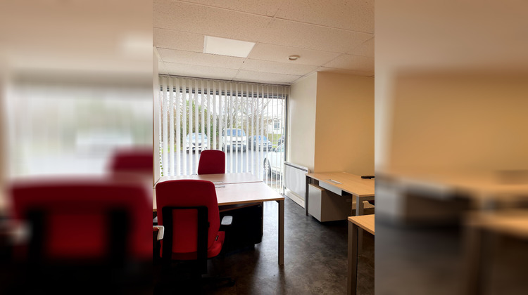 Ma-Cabane - Location Local commercial REIMS, 117 m²